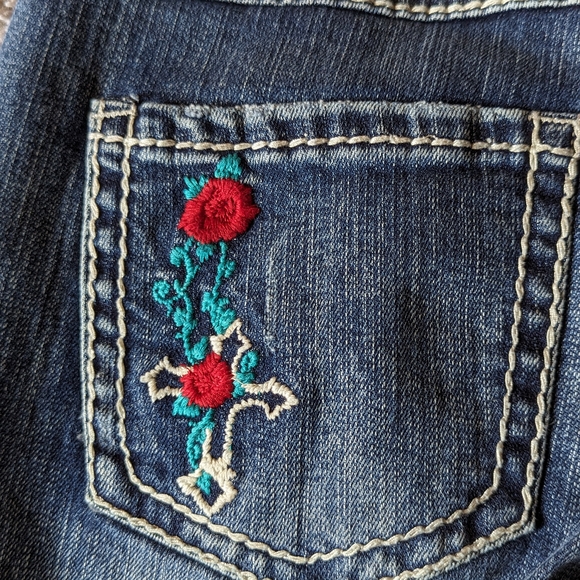 Cowgirl Tuff Co Women's Embroidered Bootcut Jeans - Picture 9 of 9